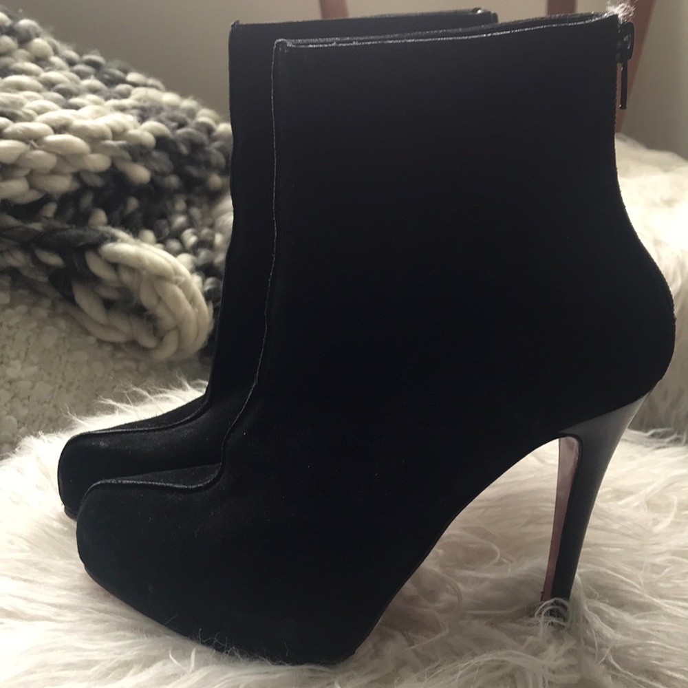 Christian Louboutin booties - Picture 6 of 6
